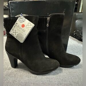 Blondo Black Suede Heeled Waterproof Boots NWT